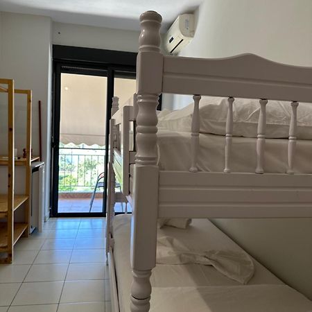 Bora Rooms Himare Exterior photo