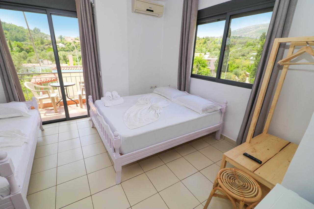 Bora Rooms Himare Exterior photo