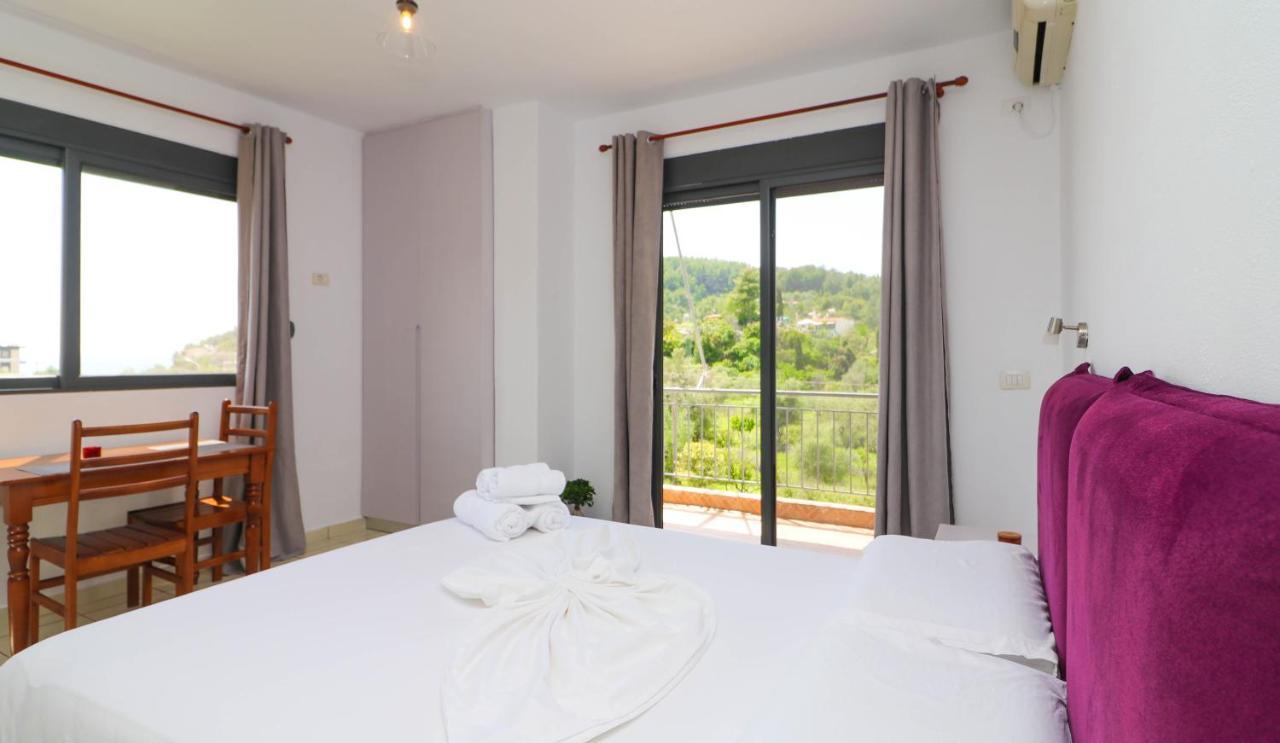 Bora Rooms Himare Exterior photo