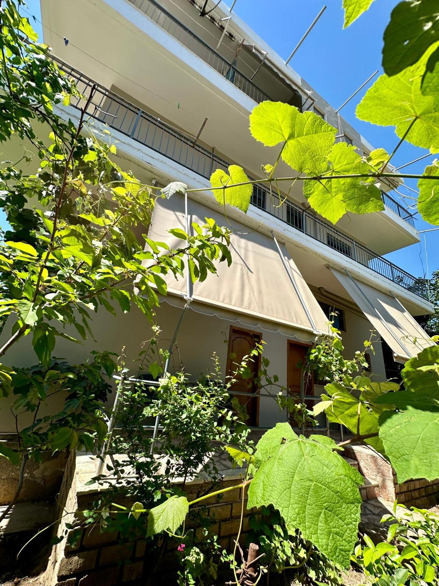 Bora Rooms Himare Exterior photo